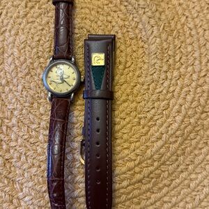 Ducks Unlimited Womens Watch with 2 bands